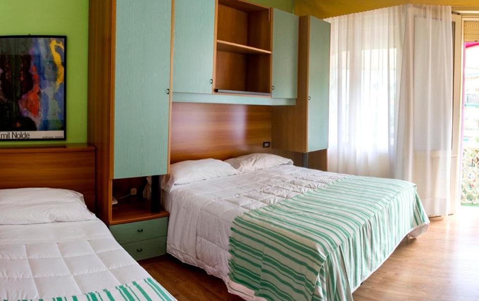 Hotel Villa Roma Caorle Buitenkant foto